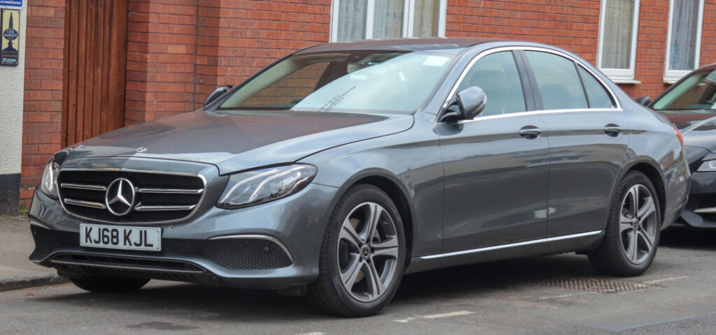 Mercedes-Benz E220d SE